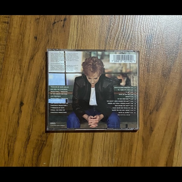 🎉Host Pick🎉 Reba McEntire CD 💿 So Good Together - Picture 4 of 16